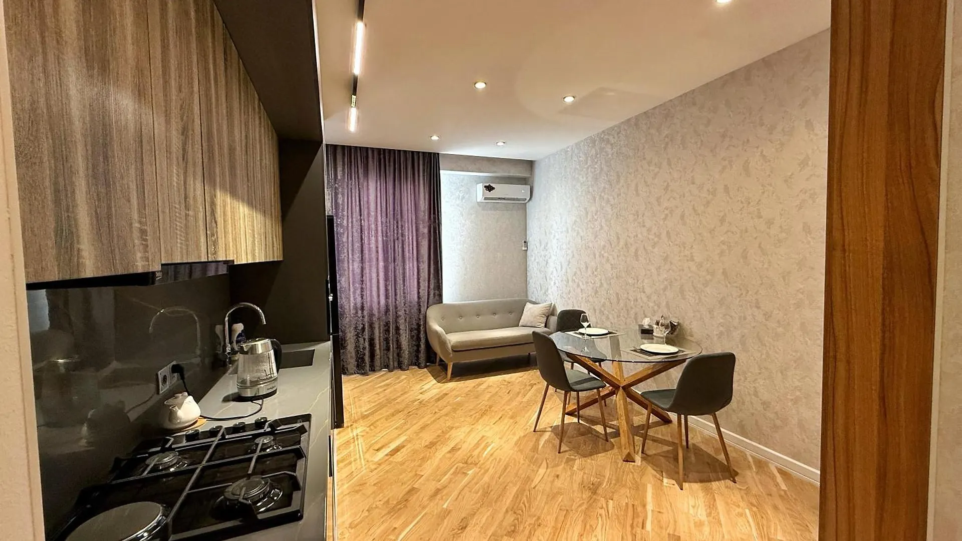 Apartment Bright & Stylish Stay In Baku