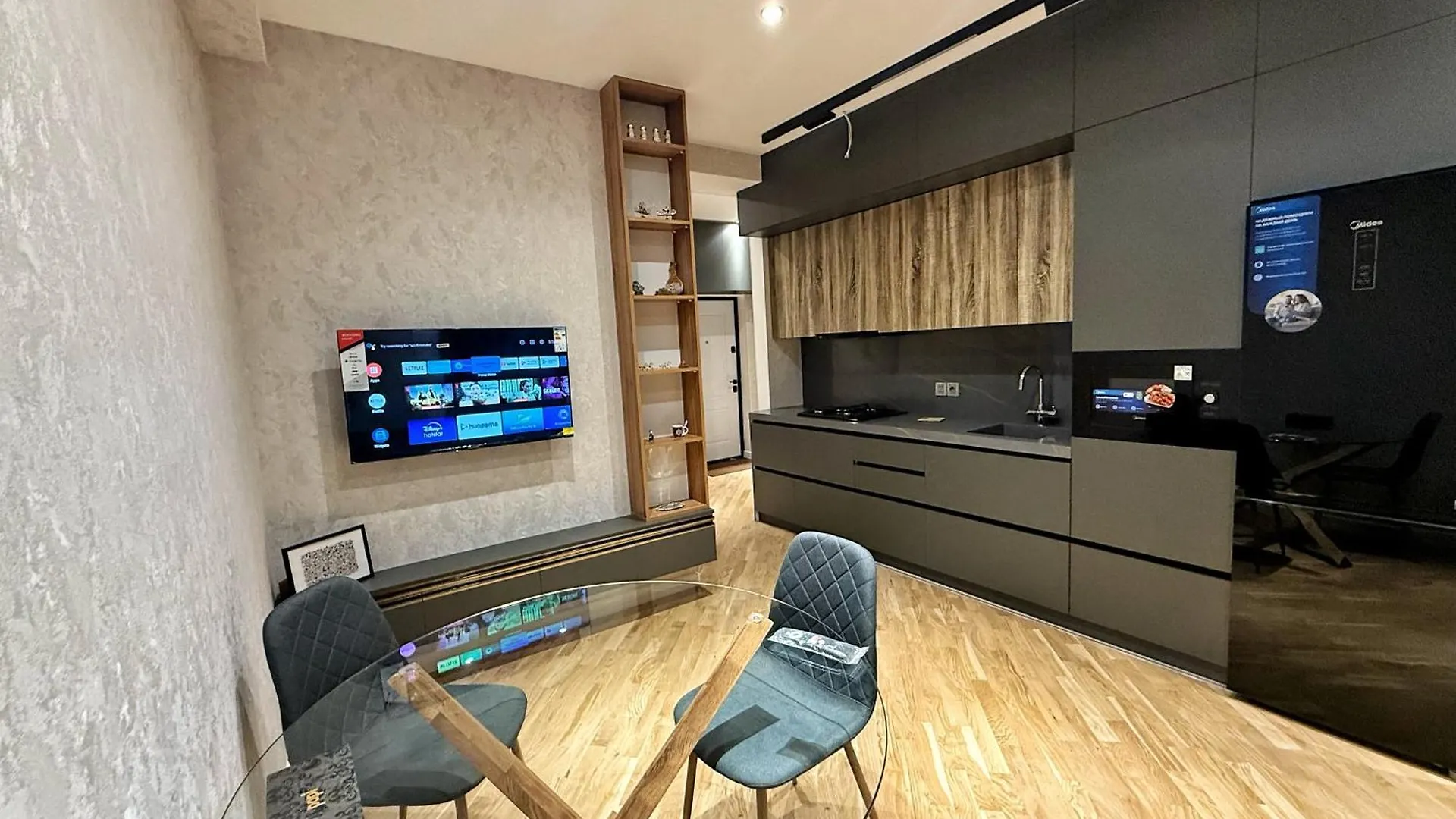 Bright & Stylish Stay In Baku Azerbaijan